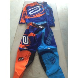 Equipacion ASW azul/nar